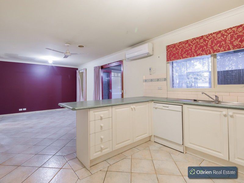 1 Peveril Court, Narre Warren VIC 3805