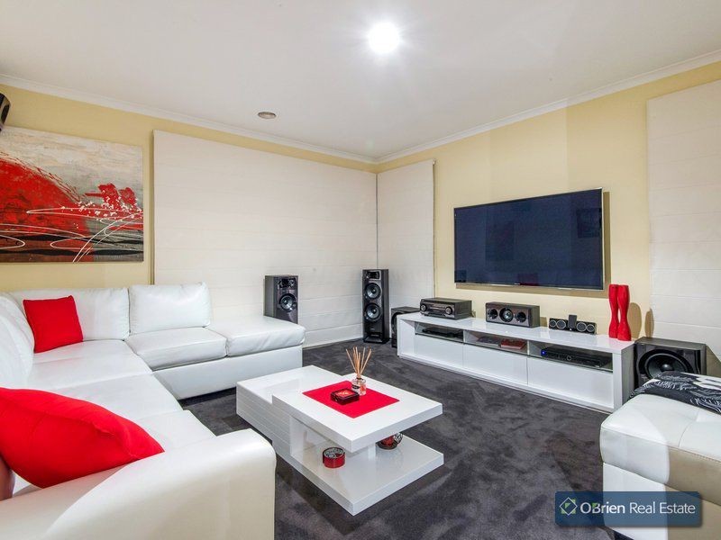 4 Ernest Crescent, Narre Warren South VIC 3805