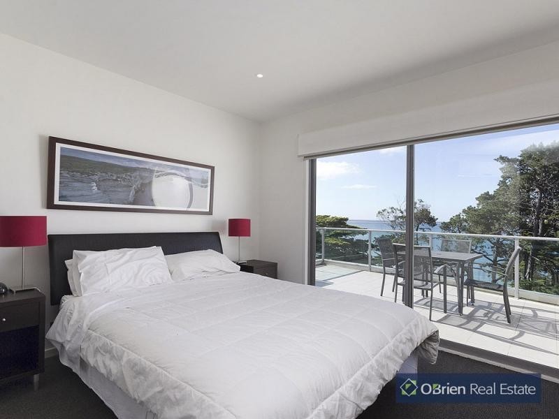 47 2-3 The Esplanade, Cowes VIC 3922