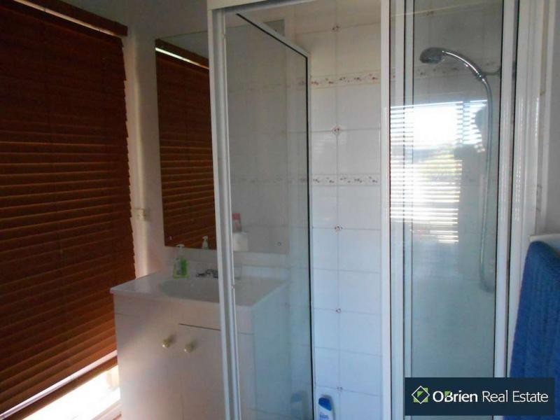 12 Rupertswood Drive, Narre Warren South VIC 3805