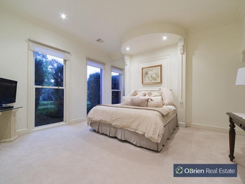 2 Sunnybank Close, Lysterfield South VIC 3156