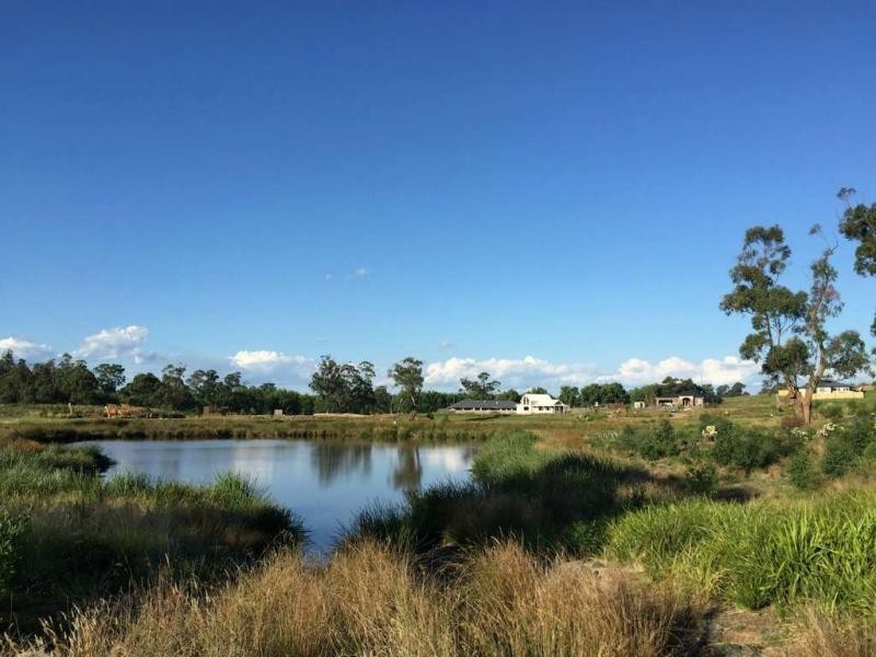 2 Penfold Place, Drouin VIC 3818