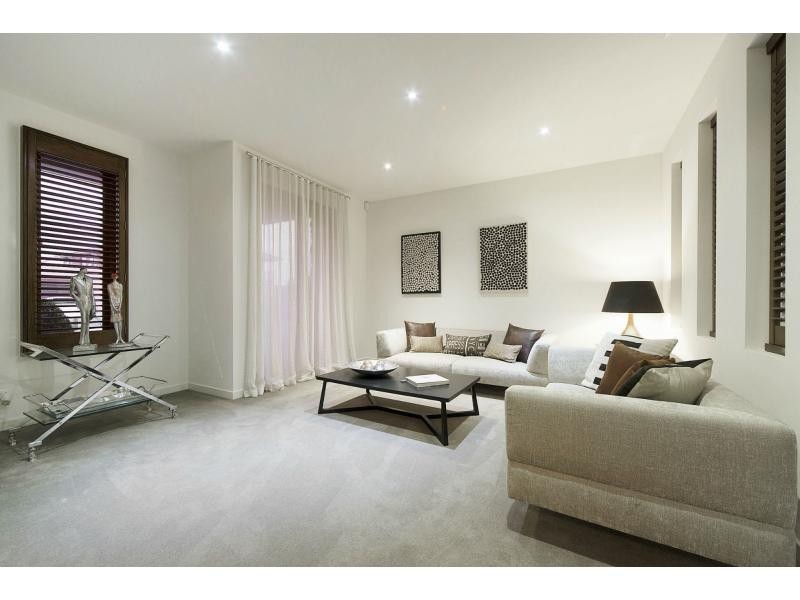 18 Percheron Way, Clyde North VIC 3978