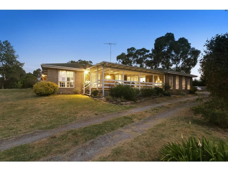 14 Currawong Grove, Cannons Creek VIC 3977