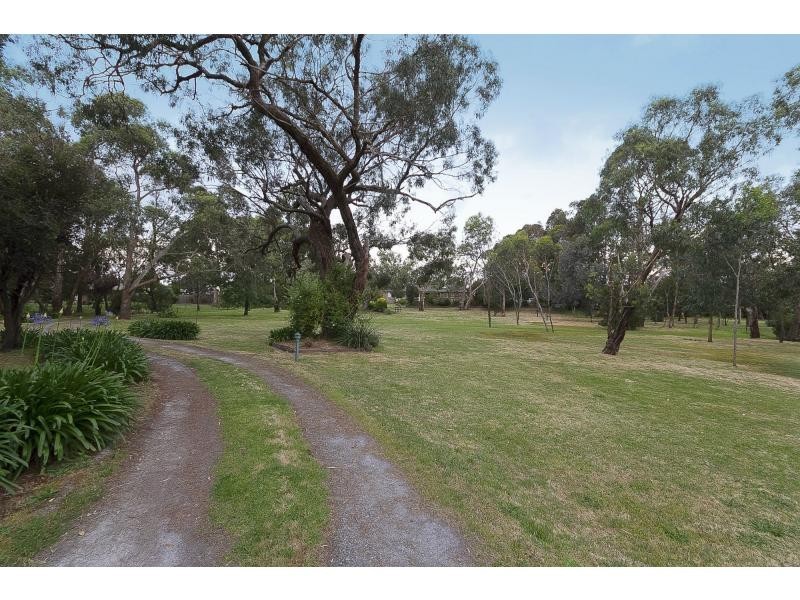 14 Currawong Grove, Cannons Creek VIC 3977