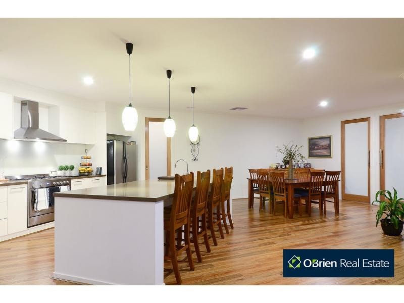 79 The Esplanade, Narre Warren South VIC 3805