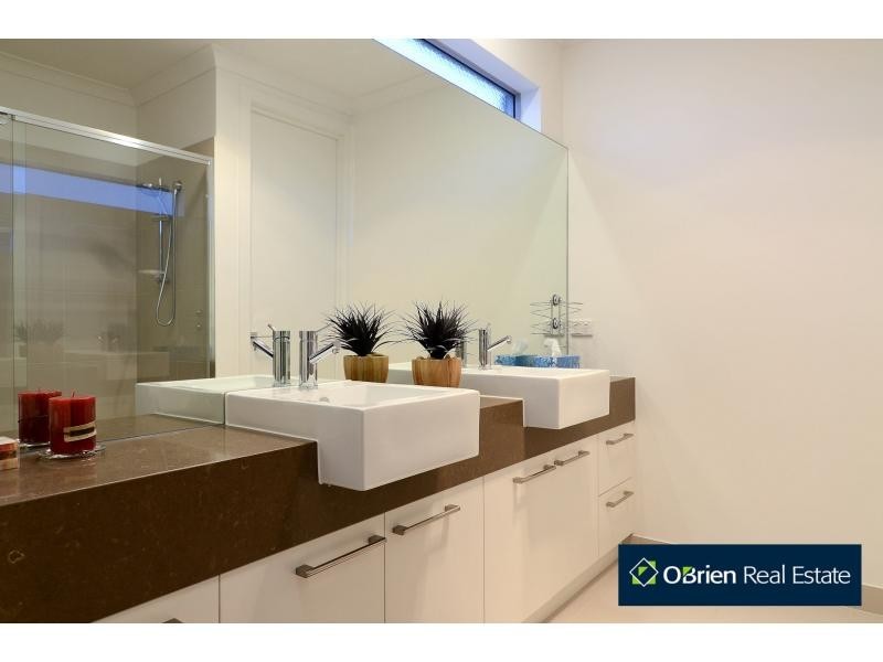 79 The Esplanade, Narre Warren South VIC 3805