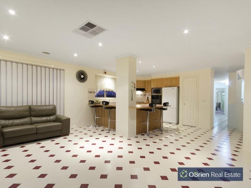 14 Edmonds Street, Narre Warren VIC 3805