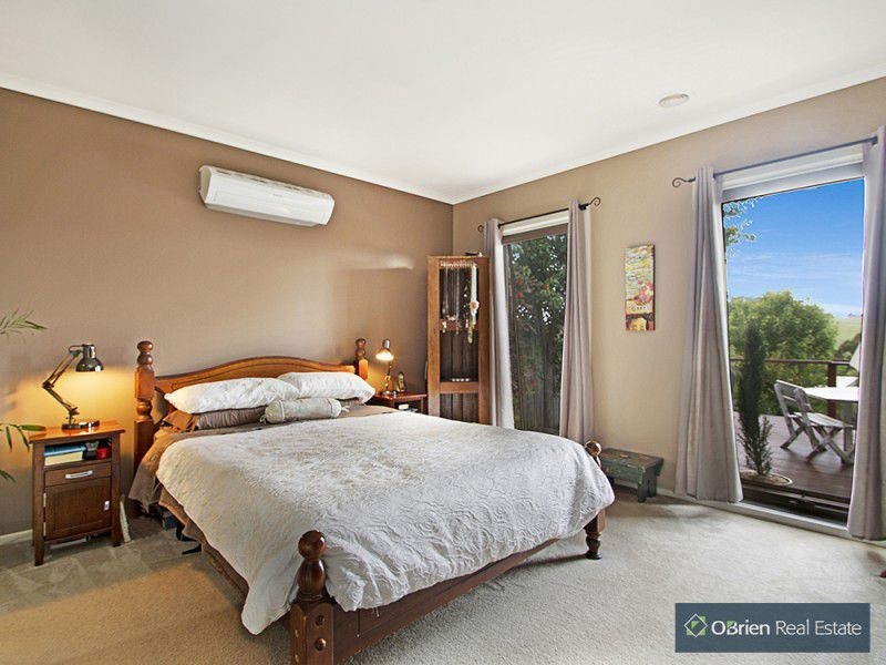 18 Carbine Court, Drouin VIC 3818