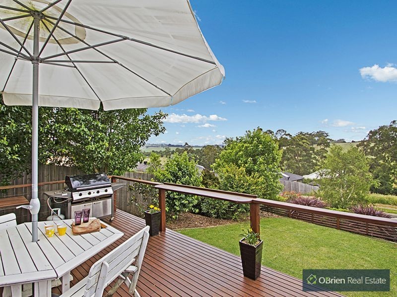 18 Carbine Court, Drouin VIC 3818