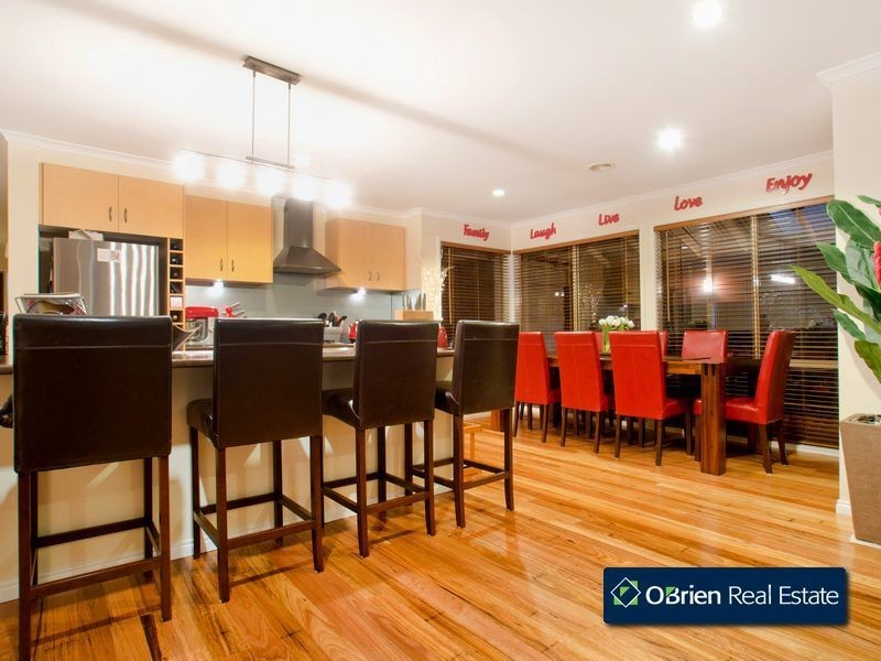 20 Pendulum Way, Berwick VIC 3806