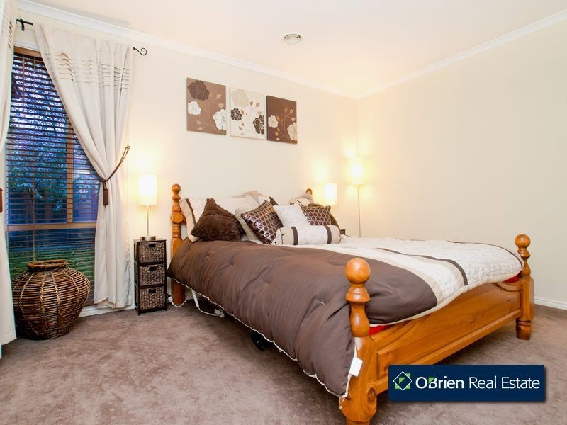 20 Pendulum Way, Berwick VIC 3806