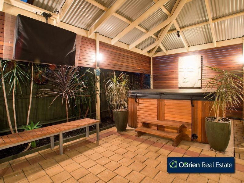 20 Pendulum Way, Berwick VIC 3806