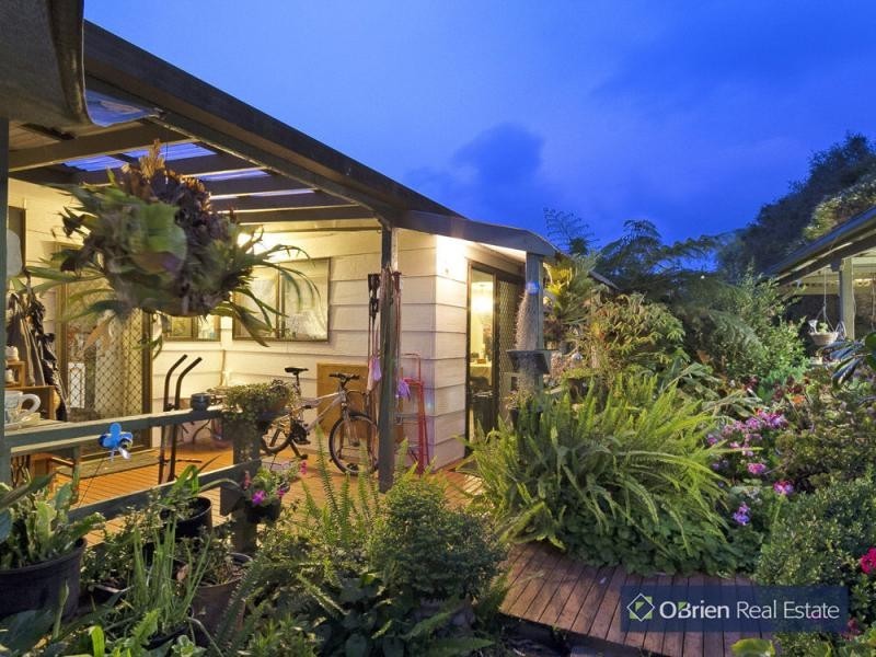 27 Balcombe Road, Corinella VIC 3984