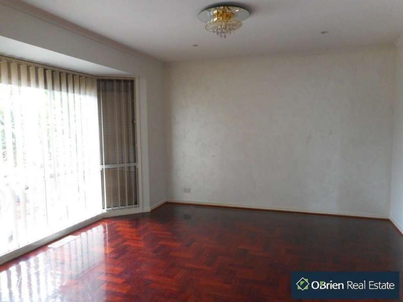 7 Pinto Close, Endeavour Hills VIC 3802