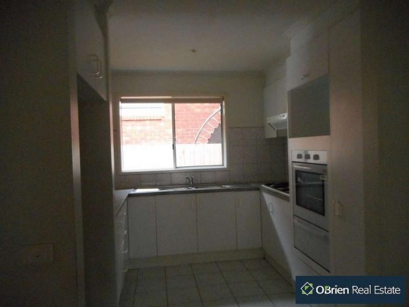 7 Pinto Close, Endeavour Hills VIC 3802