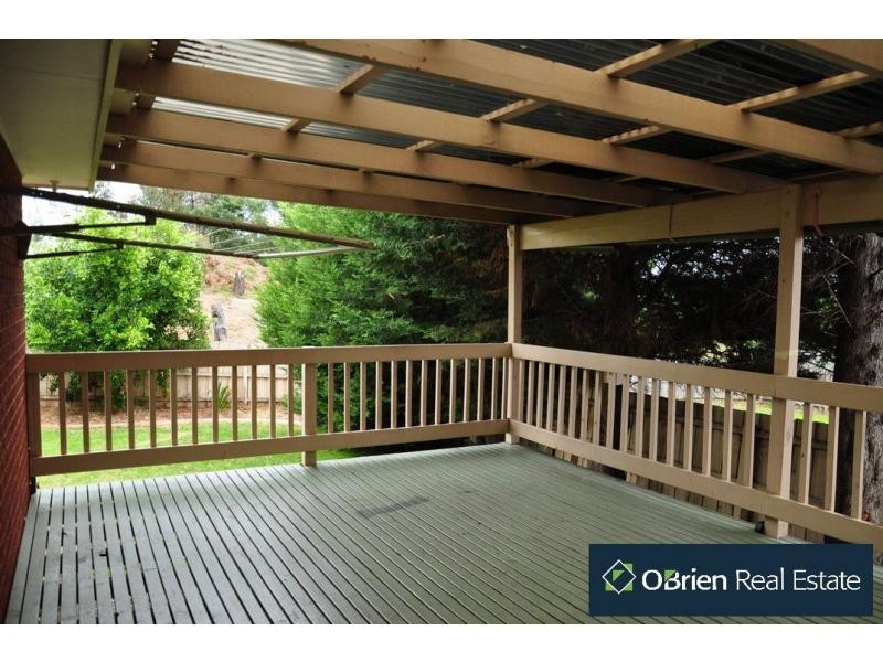 7 Pinto Close, Endeavour Hills VIC 3802