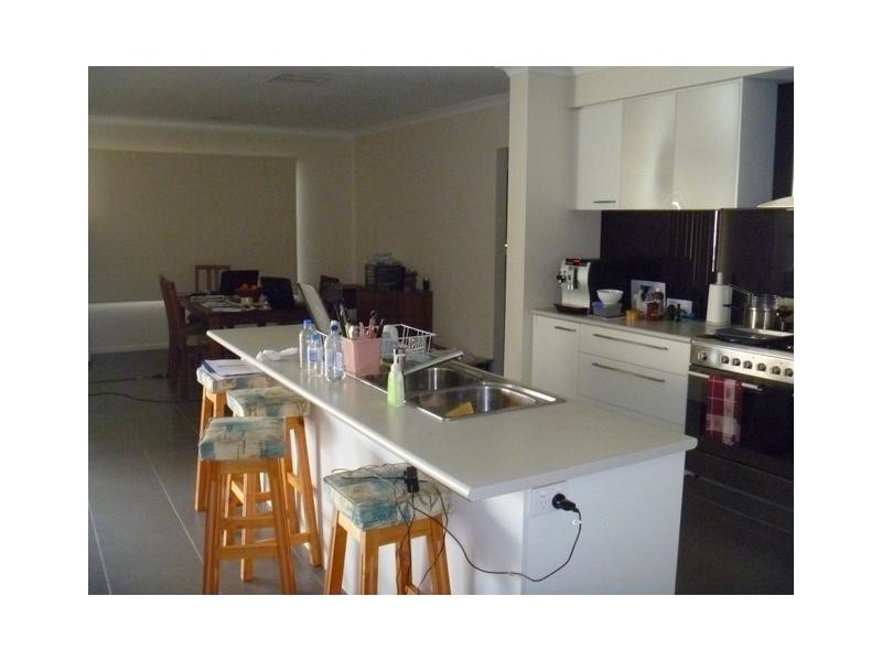 43 Saul Avenue, Berwick VIC 3806