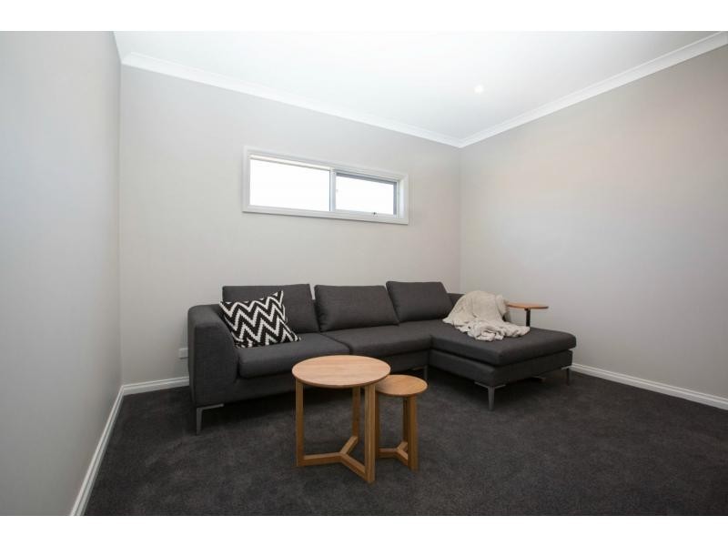 23 Lineham Drive, Cranbourne East VIC 3977