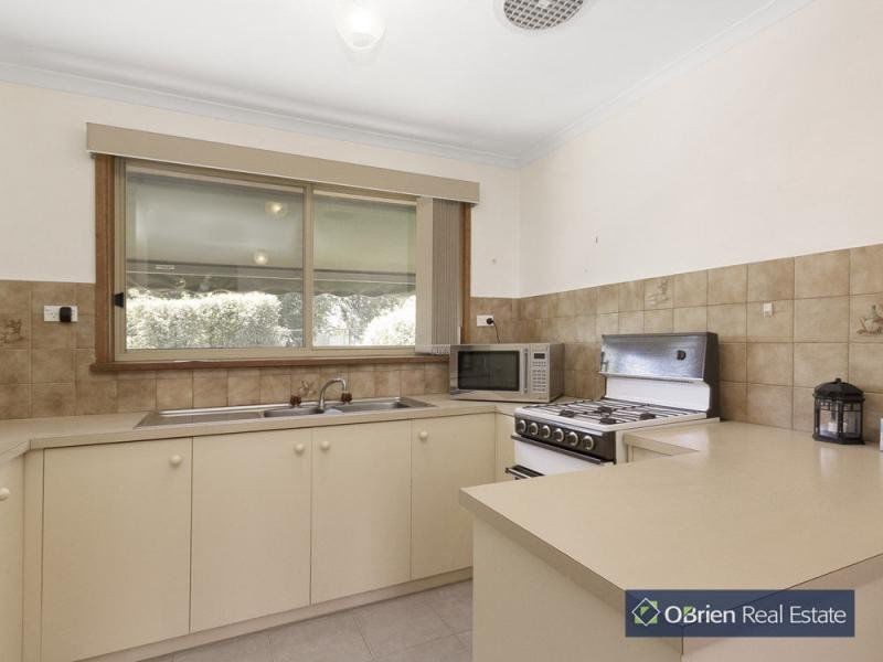 2/16-18 Regans Road, Hampton Park VIC 3976