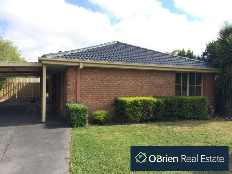 7 Jamela Court, Cranbourne VIC 3977