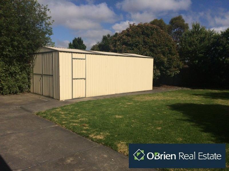 7 Jamela Court, Cranbourne VIC 3977