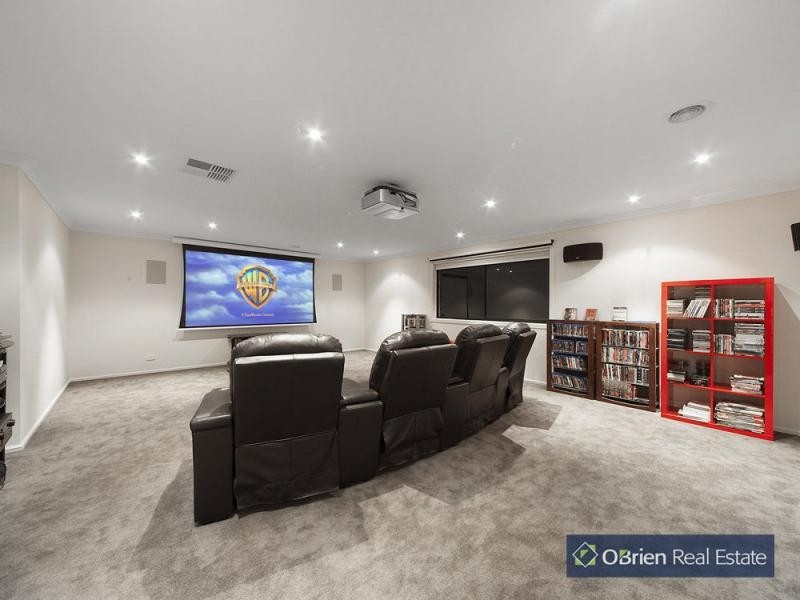 5 Loren Court, Endeavour Hills VIC 3802