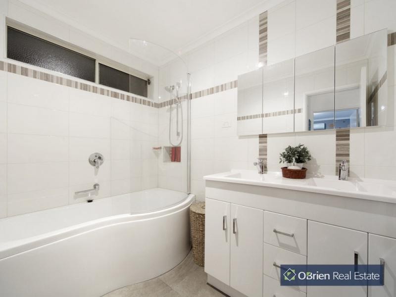 7 Manyung Court, Mulgrave VIC 3170