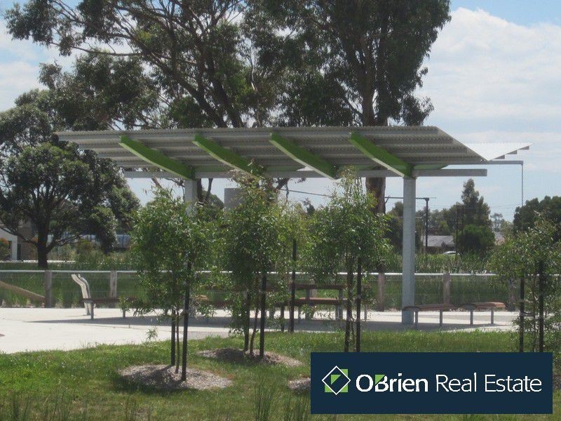 1 Avebury Place, Officer VIC 3809