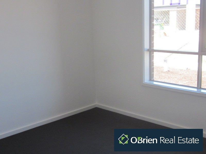 1 Avebury Place, Officer VIC 3809