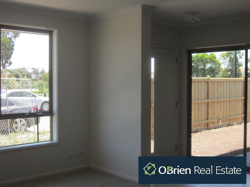 1 Avebury Place, Officer VIC 3809