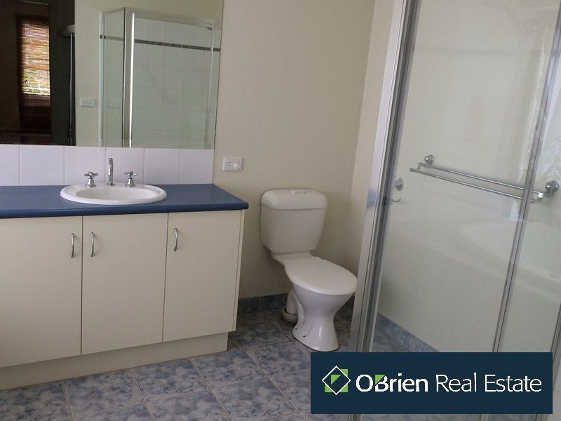 3 Essex Court, Cranbourne VIC 3977