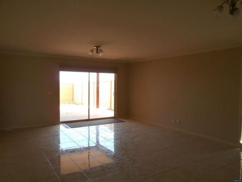 46 Macumba Drive, Clyde North VIC 3978