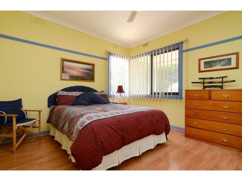 25 Ainsleigh Court, Cranbourne VIC 3977