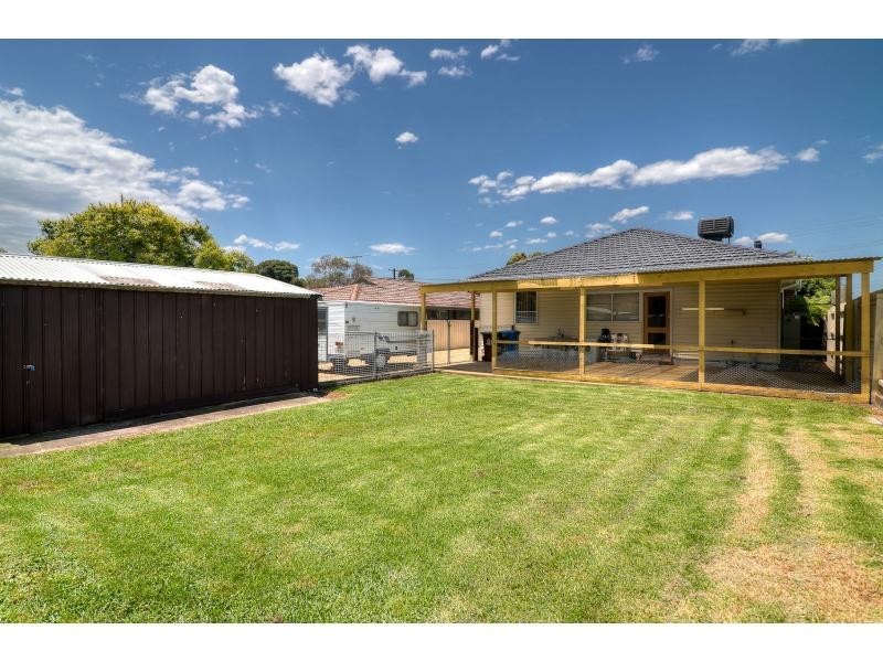 25 Ainsleigh Court, Cranbourne VIC 3977