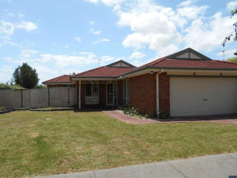 57 Melville Park Drive, Berwick VIC 3806
