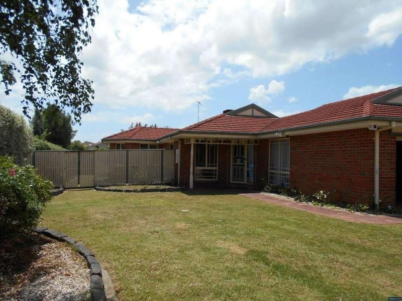57 Melville Park Drive, Berwick VIC 3806
