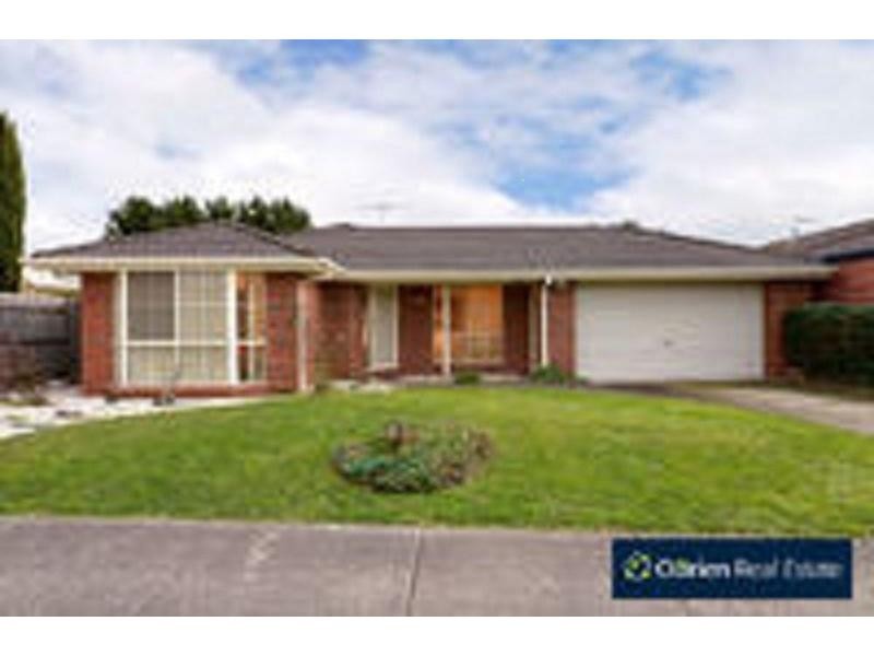 18 New England Way, Narre Warren VIC 3805