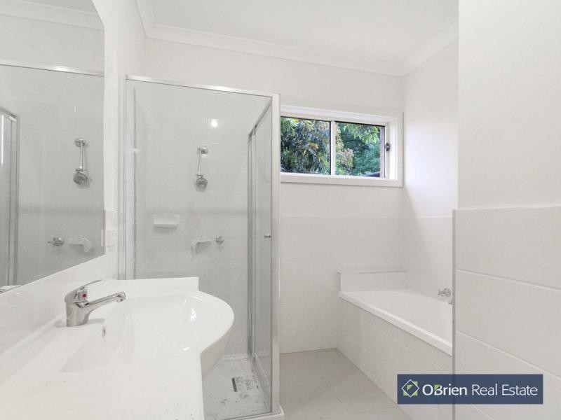 Unit 3 /2 Salisbury Street, Lang Lang VIC 3984