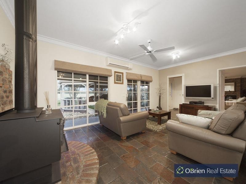 60 Landale Rd, Tooradin VIC 3980