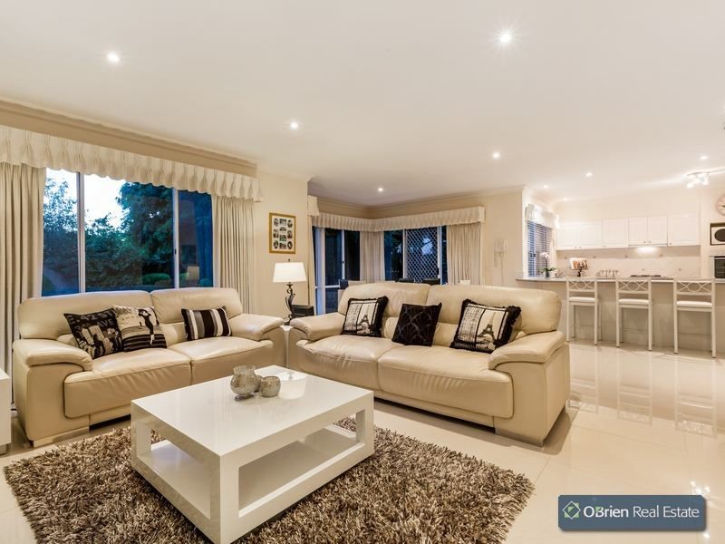 7 The Oval, Berwick VIC 3806