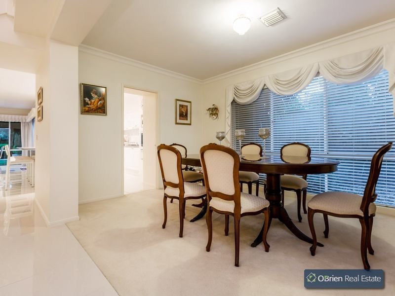 7 The Oval, Berwick VIC 3806