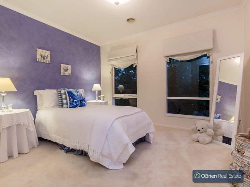 7 The Oval, Berwick VIC 3806