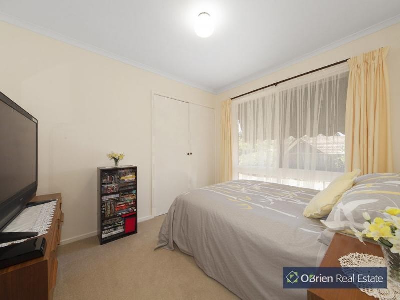 3 William Perry Close, Endeavour Hills VIC 3802