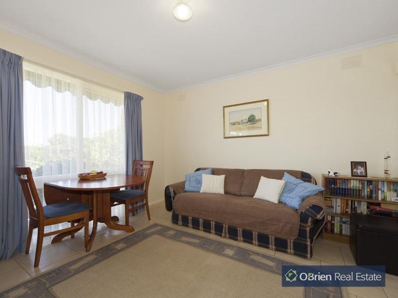 3 William Perry Close, Endeavour Hills VIC 3802