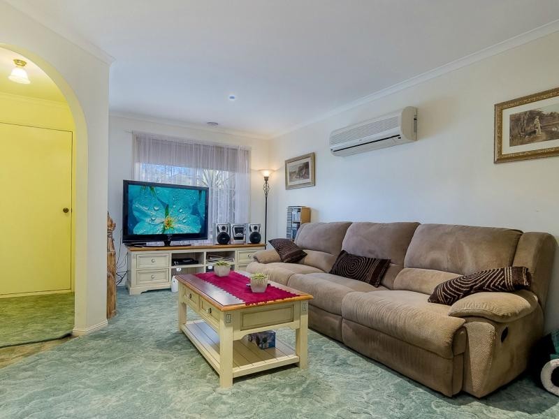 10 Eden Place, Drouin VIC 3818