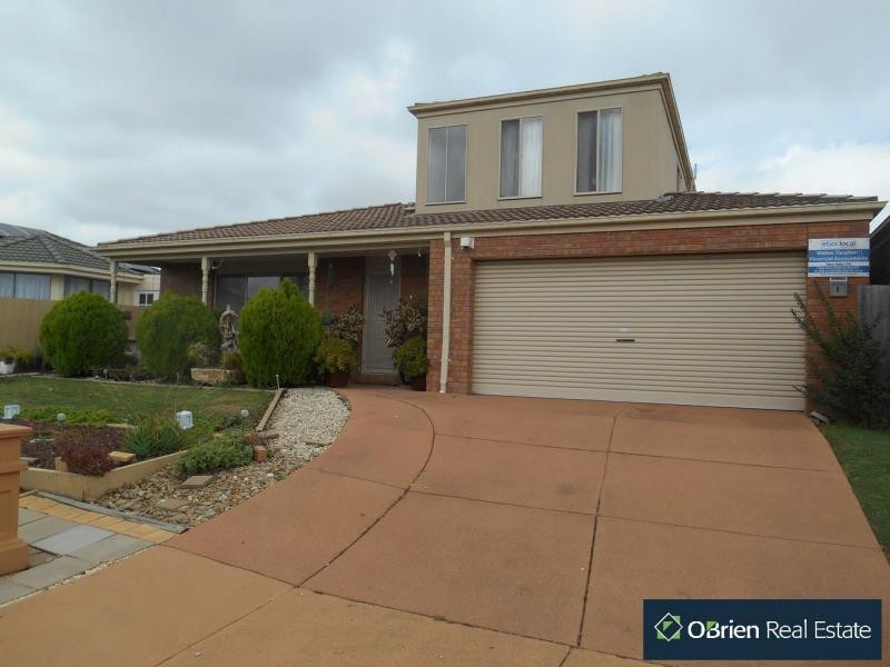 5 Kells Close, Cranbourne VIC 3977