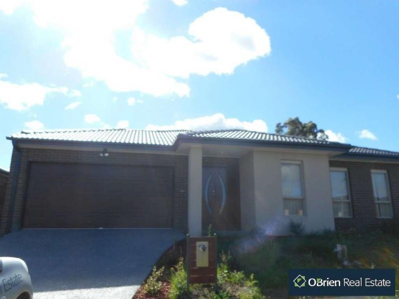 29 Forest Drive, Clyde North VIC 3978