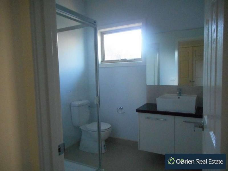 29 Forest Drive, Clyde North VIC 3978