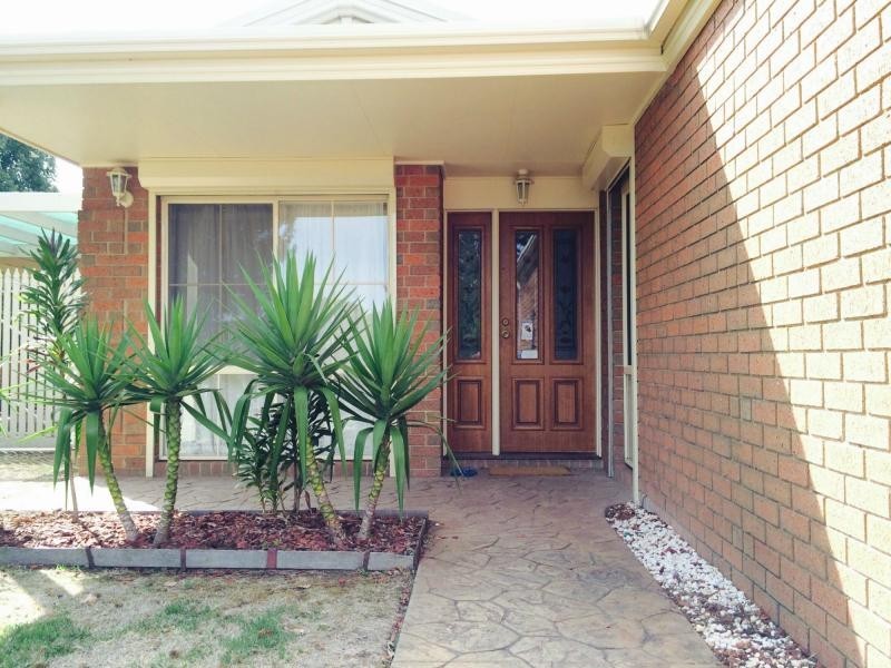 4 Topaz Place, Narre Warren VIC 3805